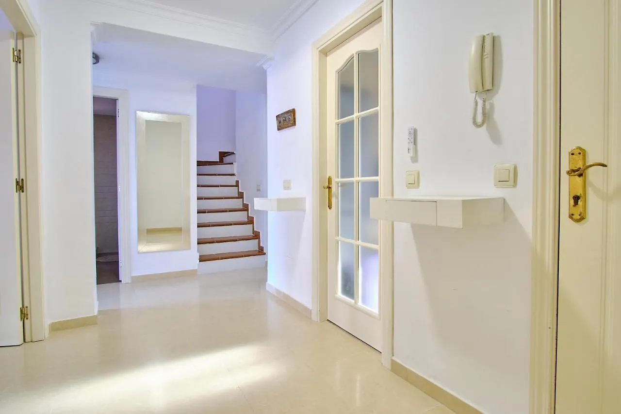 Apartment Beautiful Duplex Penthouse Near Puerto Banus